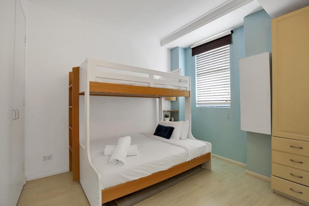 Apartment At Cooper St Сидни Екстериор снимка
